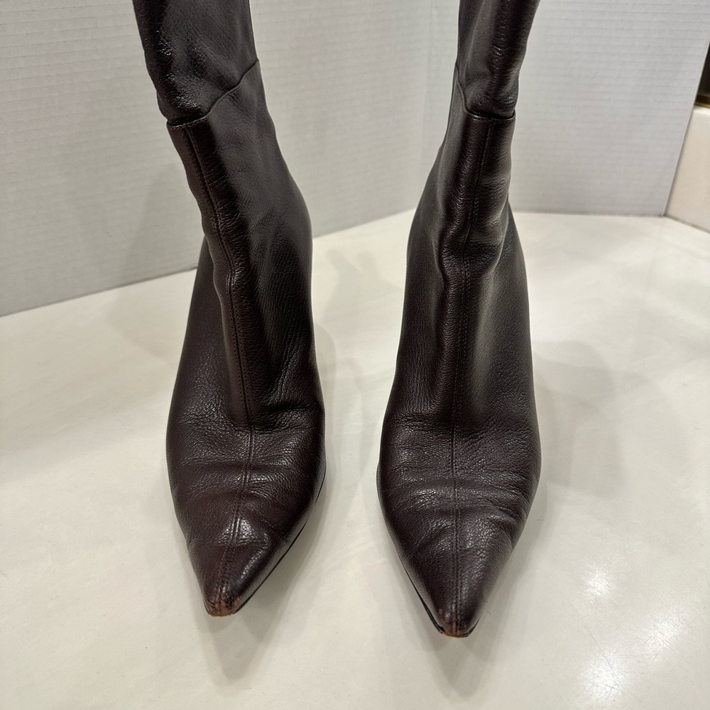 Gucci Black Heeled Boots with Luxurious Satin Finish - Picture 2 of 10